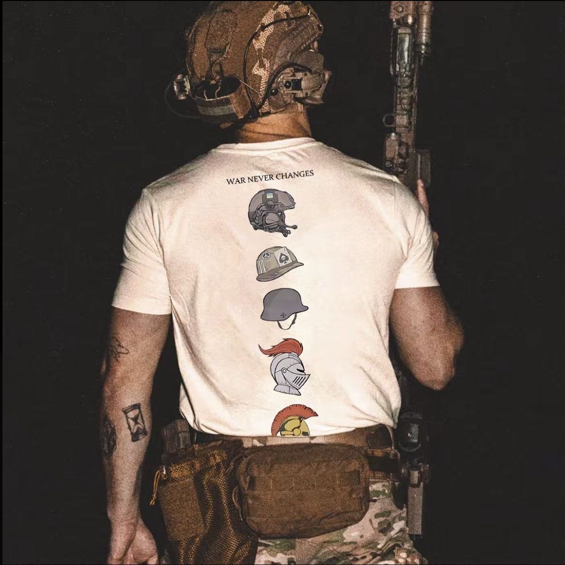 Streetwear Brand Tees - Casco Evolution History T-shirt a maniche