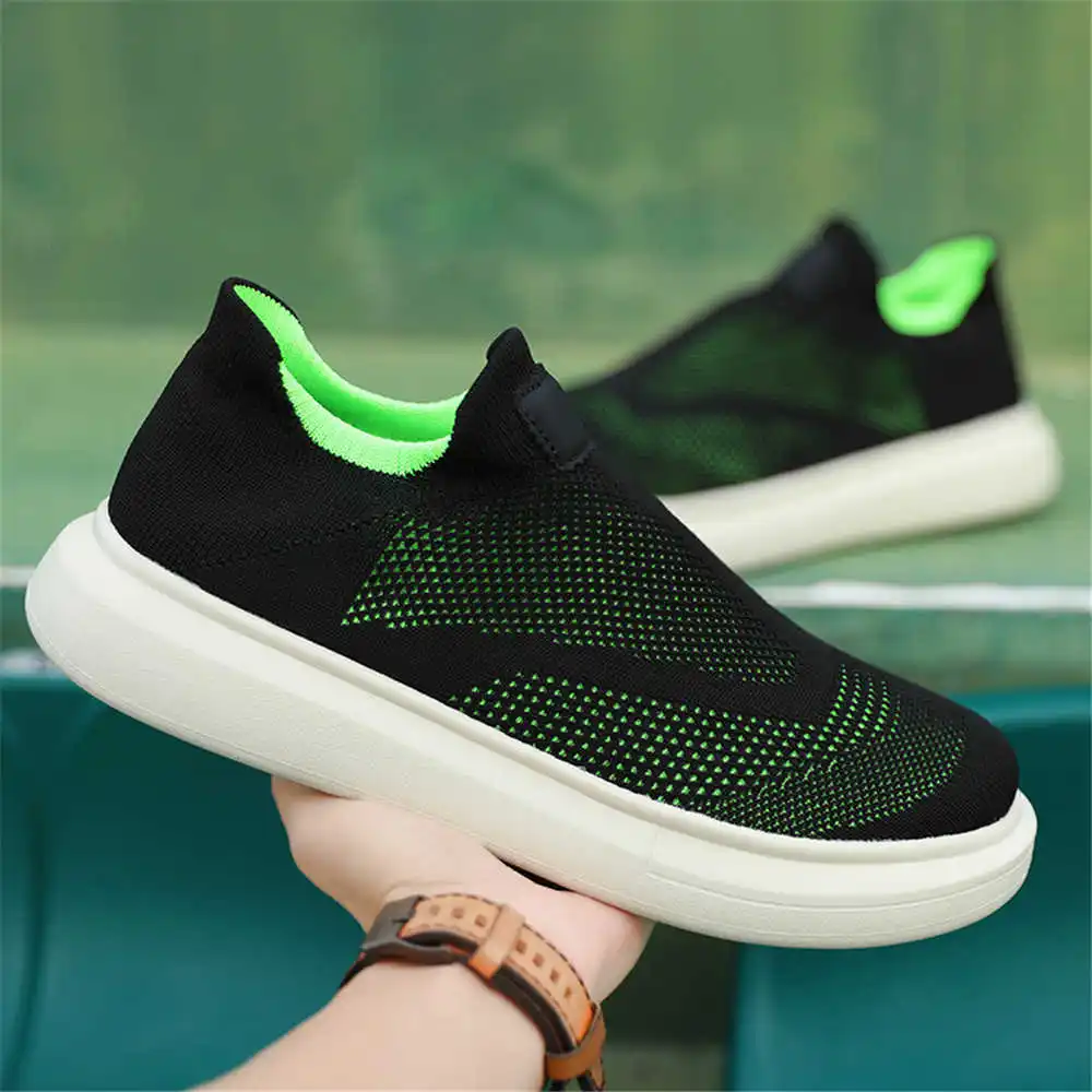 Calze con plateau scarpe marro - Streetwear Brands In Uk recensione e prezzo